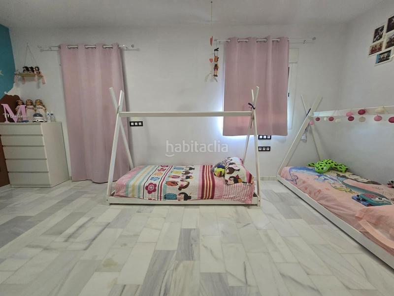 Foto 346f46f4-fe67-4a24-8243-9e87fb21c1fc. Casa adosada en Huévar