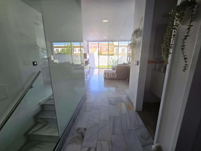 Foto 9ee3250a-5781-4bb7-8be8-fcbe6e75d408. Casa adosada en Huévar