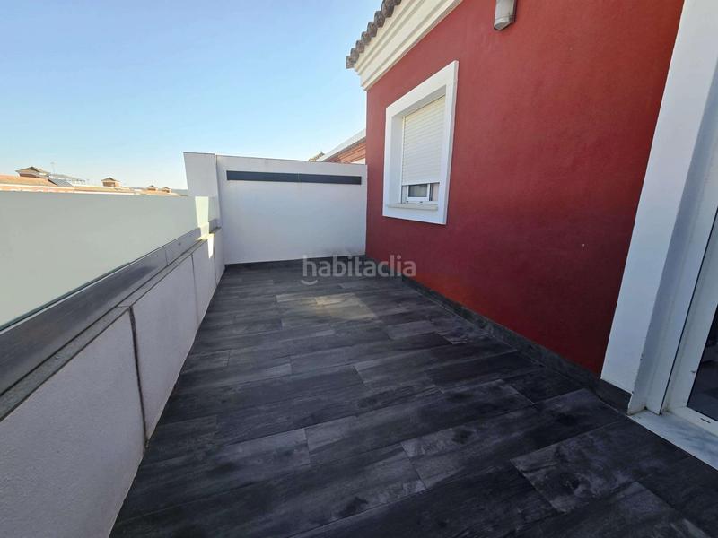 Foto a7054b39-00b8-4f1c-8fea-ce086bd86484. Casa adosada en Huévar