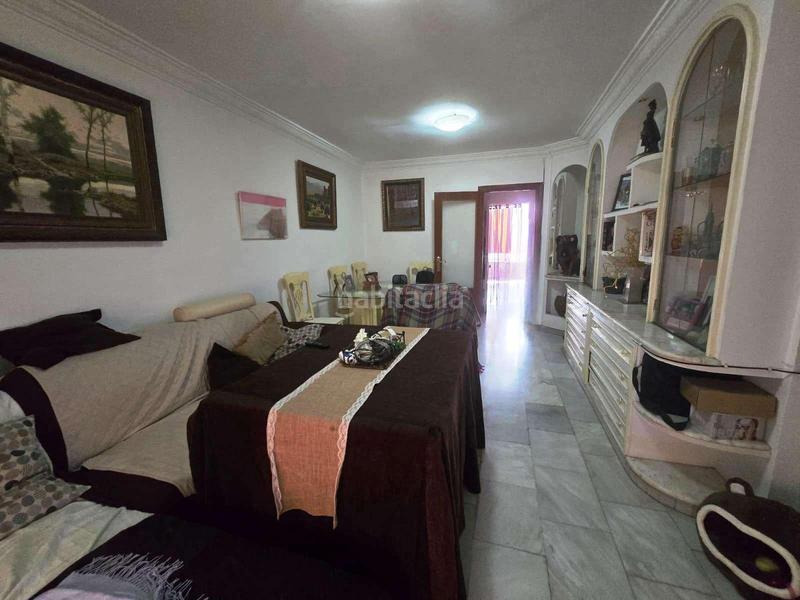 Foto 426991cb-49e5-4a1a-bfdb-479aeb4a7f77. Casa adossada a Centro Bormujos