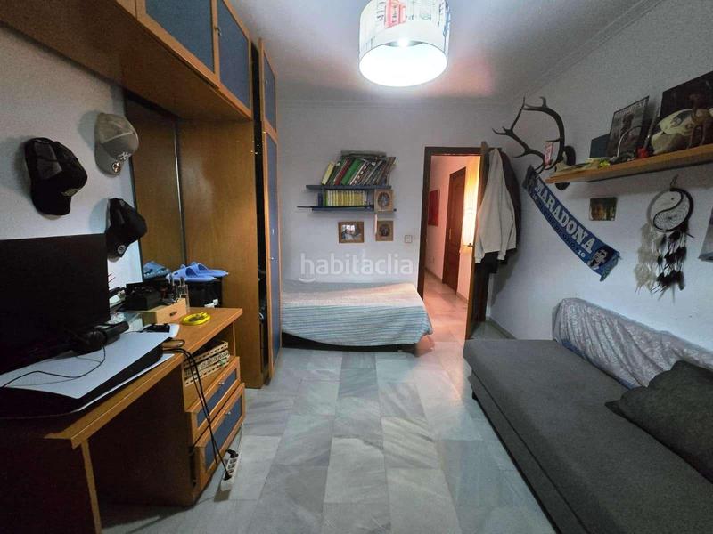 Foto b268d8dc-19aa-49b2-b859-720bb8100864. Casa adossada a Centro Bormujos