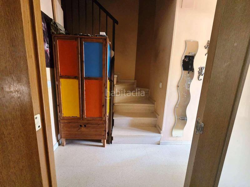 Foto 47f98528-c77b-4654-ad13-34cf44da8c61. Maison jumelée avec parking piscine dans Avenida Juan Diego Bormujos