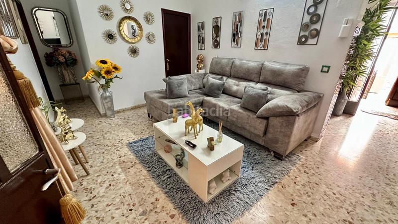 Foto c19f3e29-5675-40b7-811f-e593d81a5975. Haus in Centro Bormujos