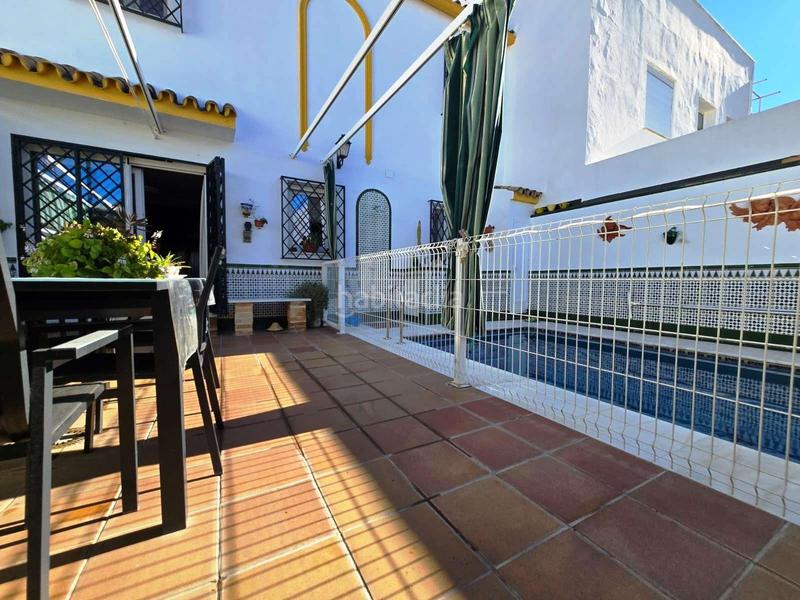 Foto 3a27cdfa-5e5d-4774-9624-32f23620c64a. Casa amb aparcament piscina a Gines