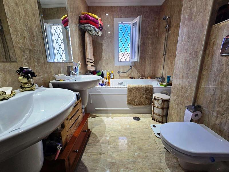 Foto 95c3d565-6893-4c1b-91f6-49aaf6e9a885. Casa amb aparcament piscina a Gines