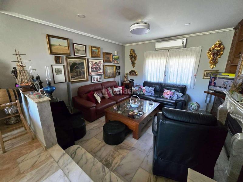 Foto ec2caaf9-03b2-401c-a482-b7f462ff9161. Casa amb aparcament piscina a Gines