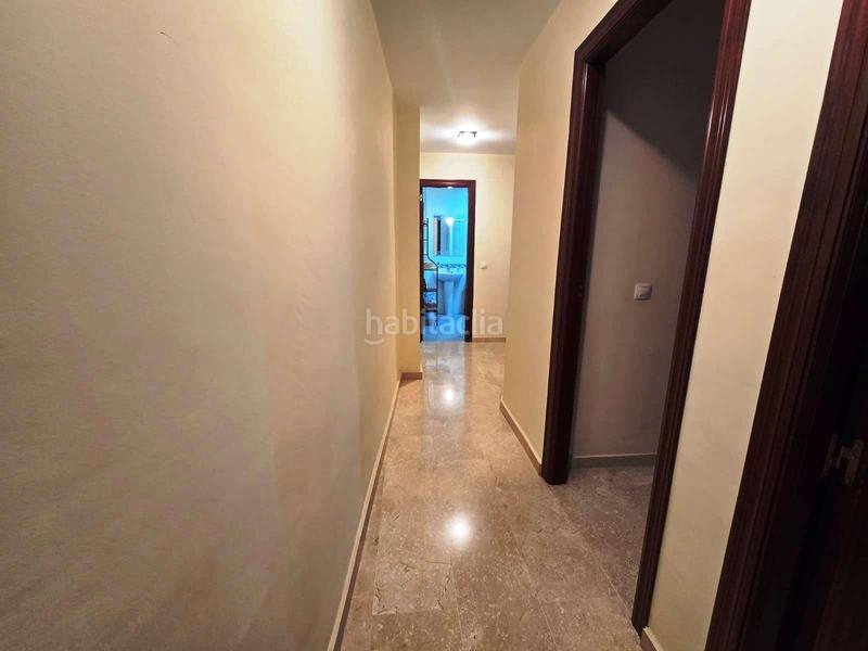 Foto 746c527a-26cd-46cf-beee-41b4391af7a9. Flat with parking in Gines