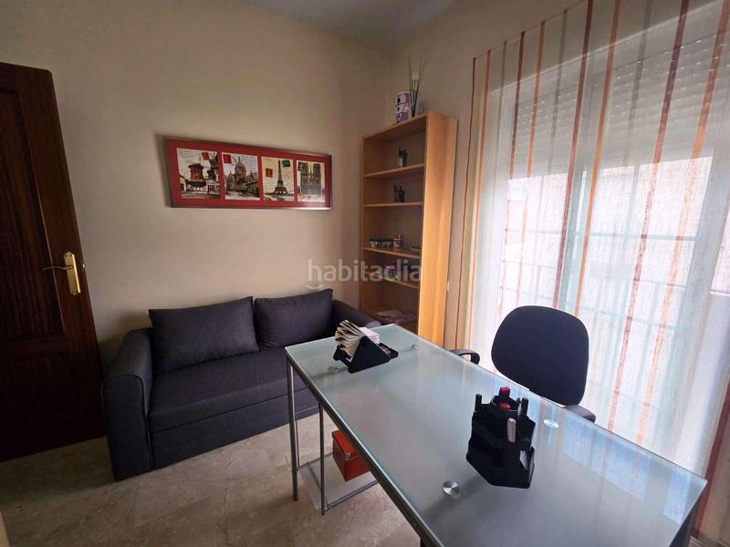 Foto c77c240e-f778-4424-b17c-8152eaf89dd2. Flat with parking in Gines