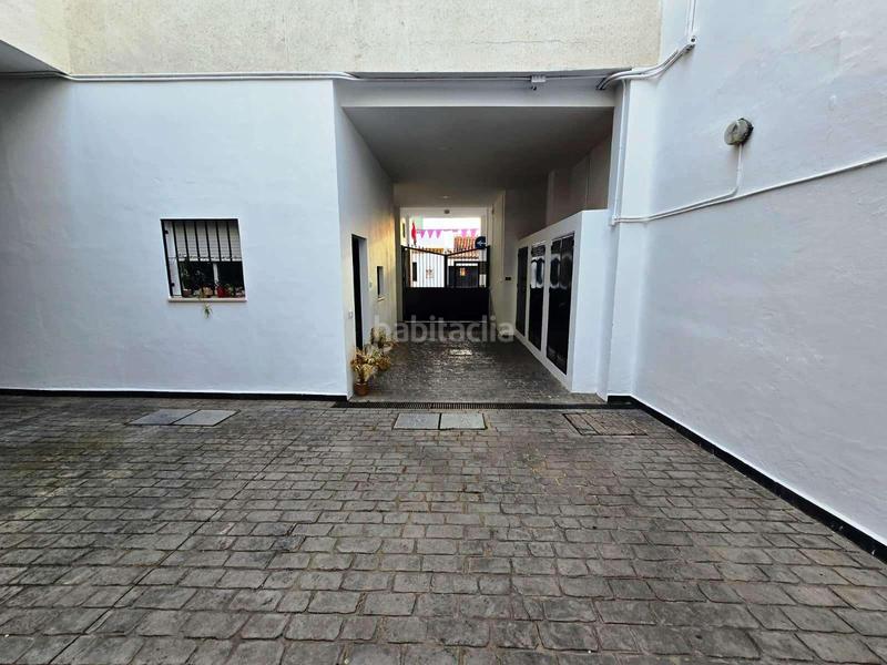 Foto d0620bfa-60f5-4df4-b45b-48b06f47716d. Flat with parking in Gines