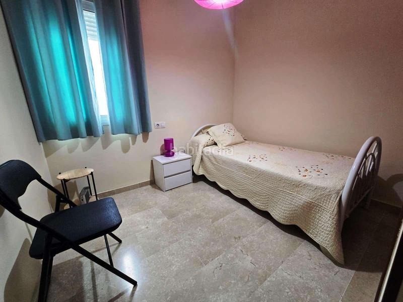 Foto d4785bd5-cb02-4dcf-a906-1a95fe4a2e9f. Flat with parking in Gines