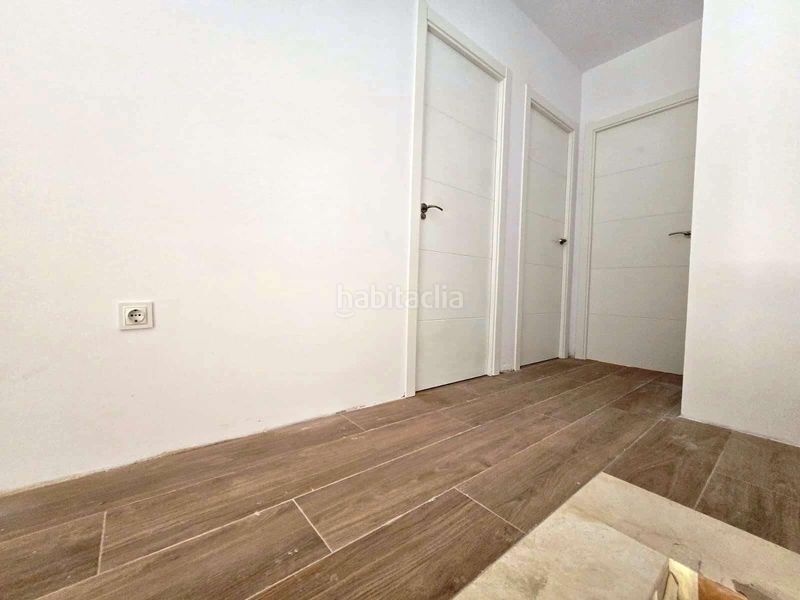 Foto 9c0edd48-c9b3-4800-965d-e68e0af469c8. Casa adossada a Centro Bormujos