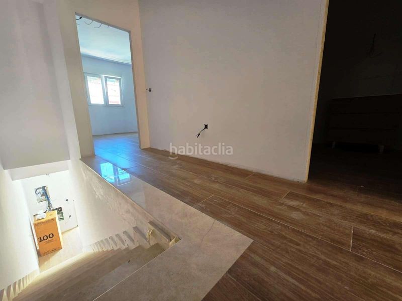 Foto a5107fb9-af2b-4551-9e7f-d5104fae9d0b. Casa adossada a Centro Bormujos