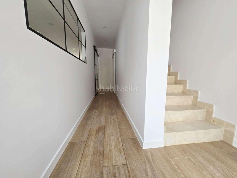 Foto e5a0bf68-a46e-4afc-9f20-ab449f5553ce. Casa adossada a Centro Bormujos