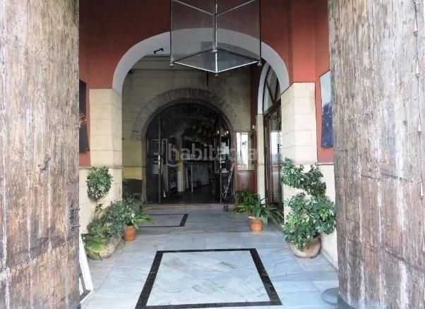 Foto eb4f7289-0e07-4758-8a6b-896d542ab8cd. Edificio in Arcos de la Frontera
