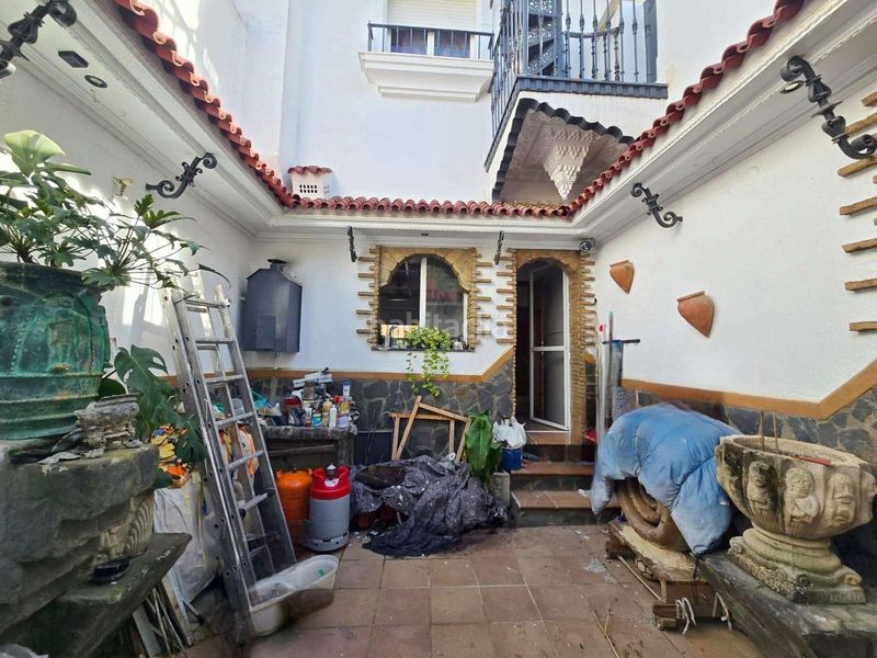 Foto 34e429d0-4227-4558-ab1a-019cecd88f29. Casa adossada amb aparcament a Avenida Juan Diego Bormujos