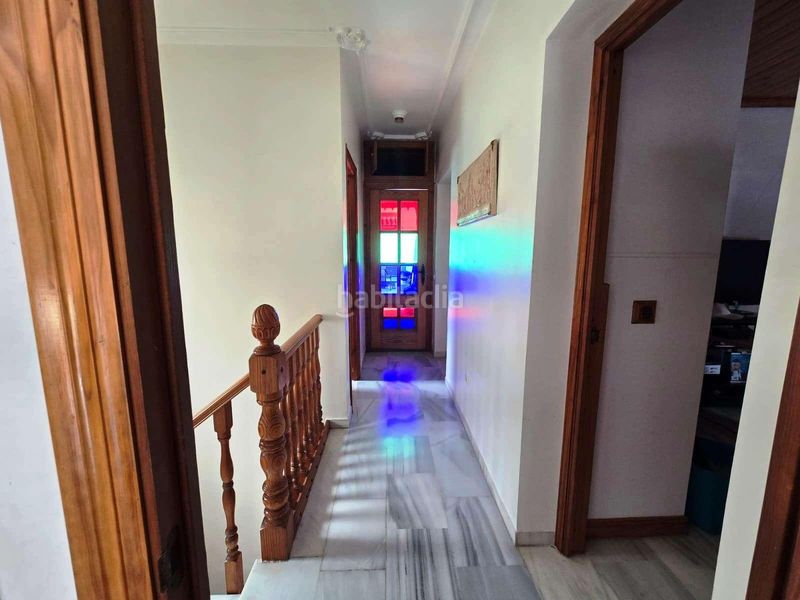 Foto 3d797bd5-a46d-440b-b838-8b2460e3993f. Casa adossada amb aparcament a Avenida Juan Diego Bormujos