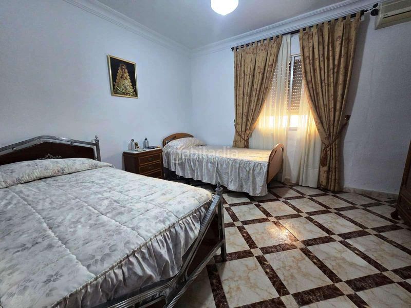 Foto 5adc15db-e0c1-4a5e-9345-847489e308fd. Casa a Centro Bormujos
