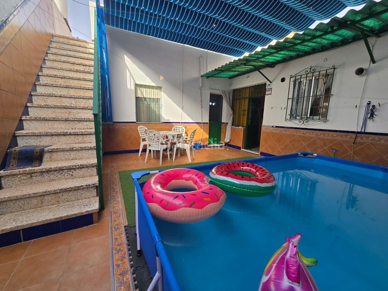 Foto d1d0a0e4-5850-4c3e-ba1b-ad9cbb66ed60. Casa a Centro Bormujos