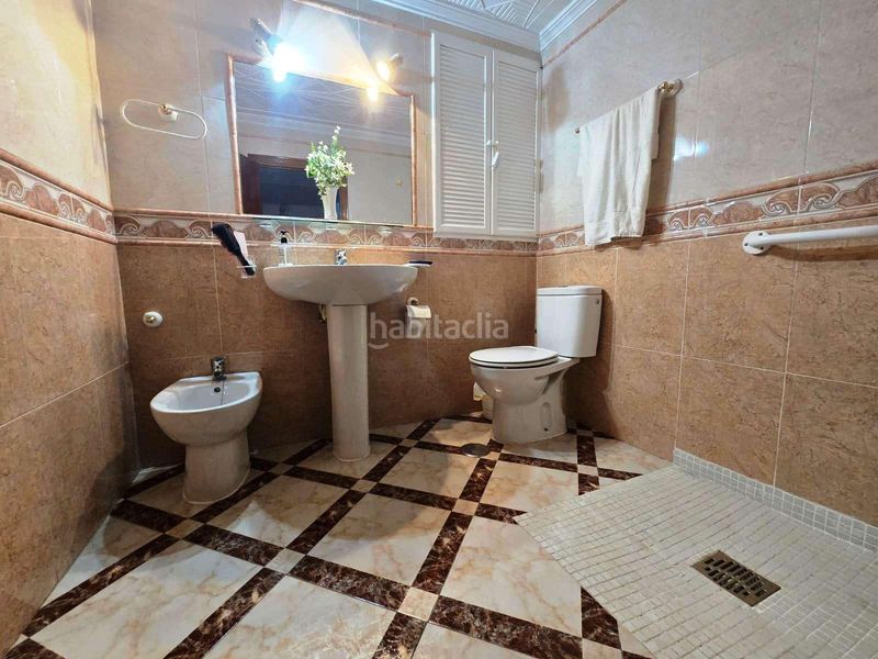 Foto de86a448-204d-4d19-9118-e0c6bef467f2. Casa a Centro Bormujos