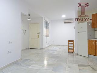 Lloguer Pis  Calle relator. Estudio en calle relator