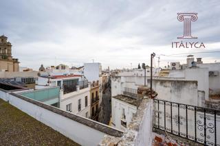Maison  Calle feria. Casa típica sevillana en el centro de la ciudad