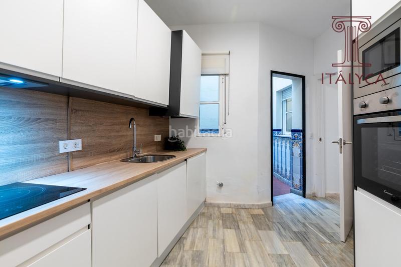 Foto 35ee6fc7-0734-435b-b0cc-d369b3c55ef8. Piso  de 2 dormitorios en calle peral en Alfalfa - Santa Cruz Sevilla