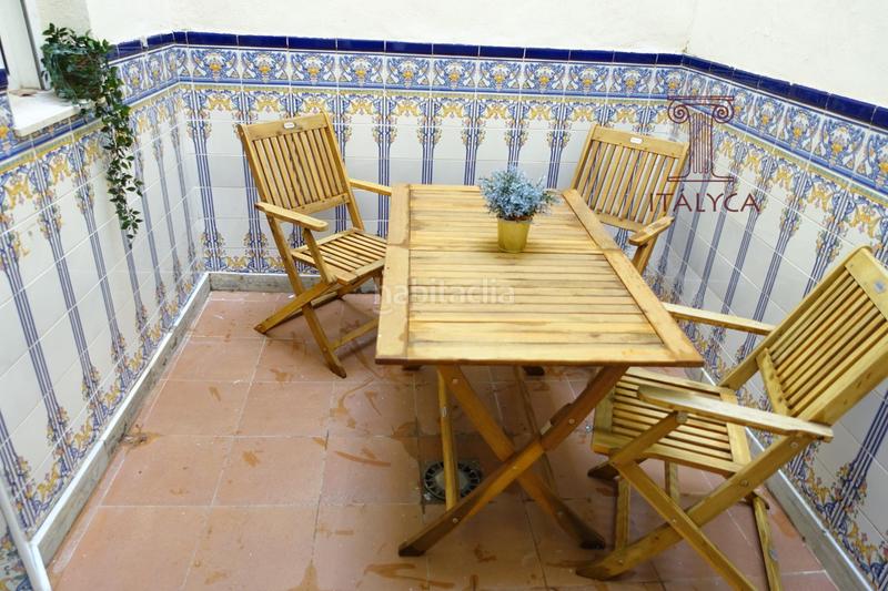 Foto 480652bc-8d62-49a4-a109-12bea49b4a2d. Piso  de 2 dormitorios en calle peral en Alfalfa - Santa Cruz Sevilla