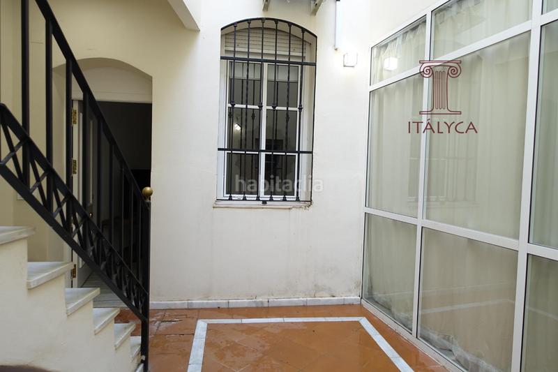 Foto 9f87873e-6d2e-408c-b9b4-1ae81cba79ea. Piso  de 2 dormitorios en calle peral en Alfalfa - Santa Cruz Sevilla