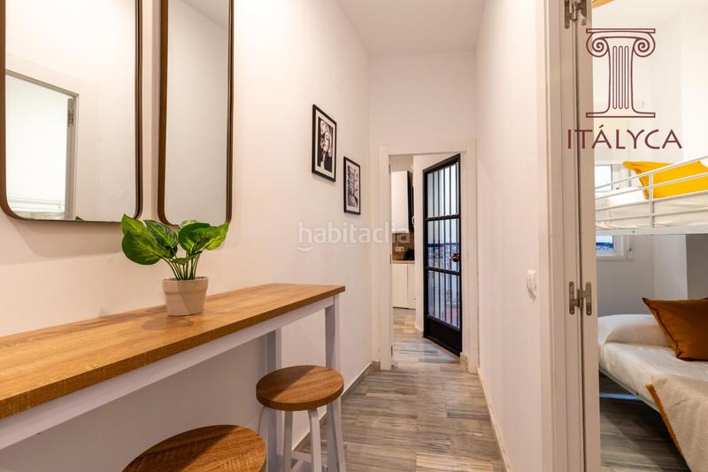 Foto a2f38c41-22e7-4a4d-9b2d-b22c2f632d0b. Piso  de 2 dormitorios en calle peral en Alfalfa - Santa Cruz Sevilla