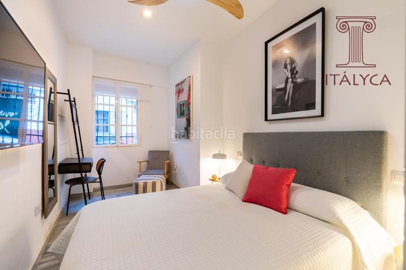 Foto e5bd1f5d-f730-4dd7-9a77-b0d9340ef991. Piso  de 2 dormitorios en calle peral en Alfalfa - Santa Cruz Sevilla