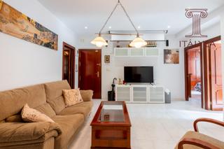 Appartement  Calle goles. Piso de 3 dormitorios en calle goles