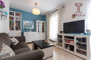 Appartement  Calle faustino alvarez. Piso de 3 dormitorios junto a calle feria