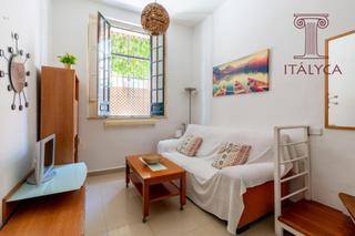 Apartament  Calle lumbreras. Apartamento con encanto junto a la alameda