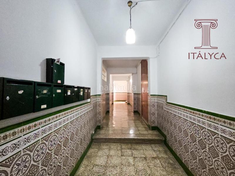 Foto 21675394-3209-4620-a079-9284bcfb1d16. Appartamento in calle de la amargura 6 in Feria Sevilla