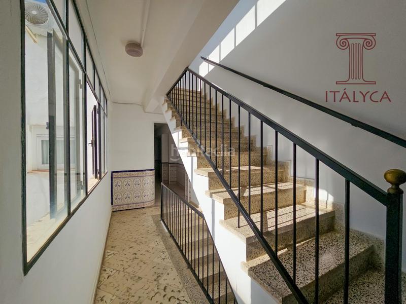 Foto 41f727e2-6a78-41bd-a1c6-94cf06e4cb4d. Appartamento in calle de la amargura 6 in Feria Sevilla