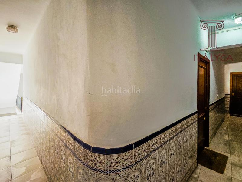 Foto 4ab49373-715d-4ab4-8ad8-e43bec9c08a1. Appartamento in calle de la amargura 6 in Feria Sevilla