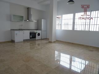 Alquiler Piso  Calle faustino alvarez. Piso reformado sin amueblar de 2 dormitorio junto a la alameda