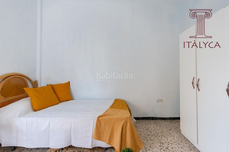 Foto be4bed4e-f542-4287-bf84-8401f7aeaf34. Pis a San Gil Sevilla