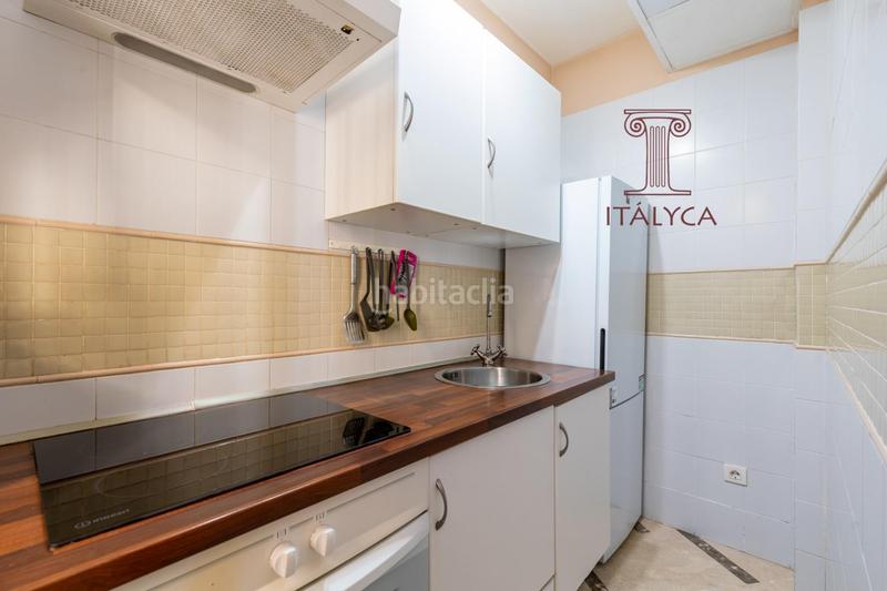 Foto 3d1964bf-ab76-4dec-bc28-353fd49a18a5. Pis a calle divina pastora 49 a Feria Sevilla