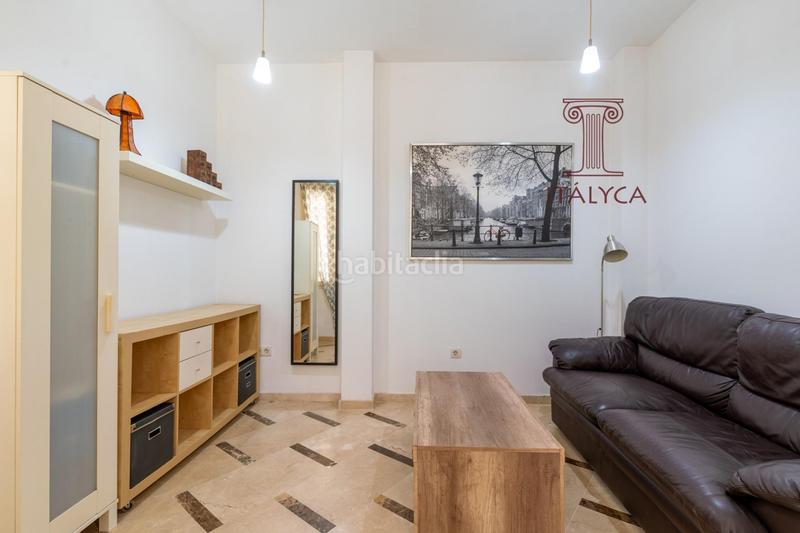 Foto 8a3510cb-6022-4b53-8516-2f0cc92232a8. Pis a calle divina pastora 49 a Feria Sevilla