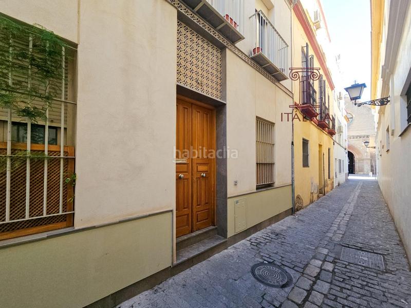 Foto ddf9166f-f903-4368-975d-cee15622542e. Pis a calle divina pastora 49 a Feria Sevilla