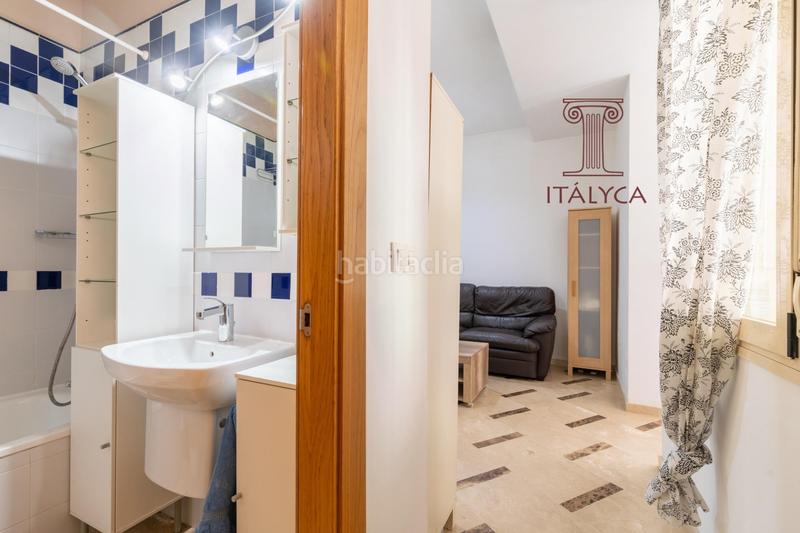 Foto e9a34742-aaad-419d-afa2-810c92c9f997. Pis a calle divina pastora 49 a Feria Sevilla