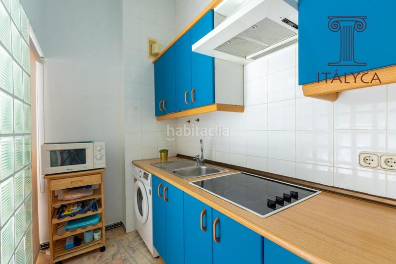 Foto 4e7dd684-2ae3-4581-b470-dab5d0a91dc5. Piso  de 2 dormitorios en zona feriaalameda en Sevilla