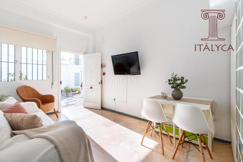 Foto da3ca3ce-8c37-45d3-aa91-e8199c2b90fa. Piso  de 2 dormitorios en zona feriaalameda en Sevilla