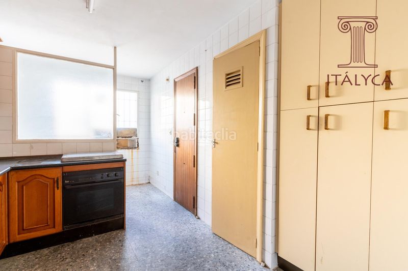 Foto ebd914c5-3aa1-43e8-bd18-7e7a041b617c. Pis a calle san felipe 11 a Encarnación - Regina Sevilla