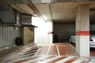 Aparcament de moto a Calle calle baños 61. 3 plazas de garaje para moto en calle baños