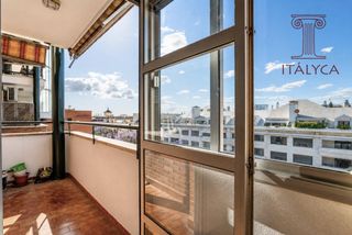 Appartement  Calle cardenal ilundain 18. Piso familiar de 4 dormitorios totalmente exterior