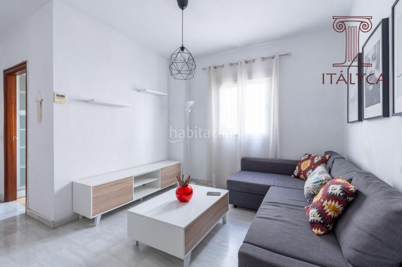 Foto a06d48fa-5645-4428-9768-db992f2d0334. Pis amb aparcament a San Gil Sevilla