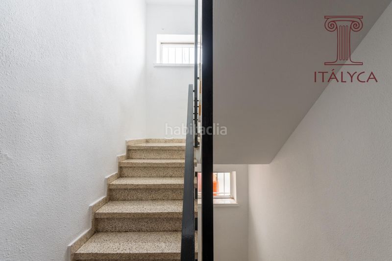 Foto 74079384-7d4a-435e-a595-d18f66a3dc94. Pis a calle peral 45 a San Gil Sevilla