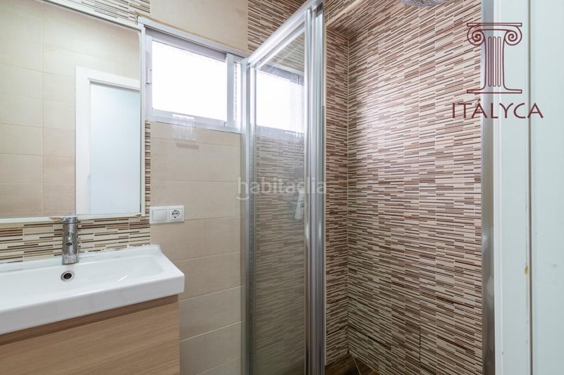 Foto ad27e22a-49a7-4298-b4e8-953013783ca8. Pis a calle peral 45 a San Gil Sevilla